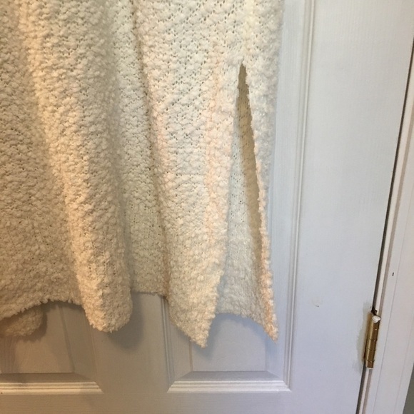 Andree very long cardigan sweater. Long sleeves, open front, sz small. - Picture 5 of 8